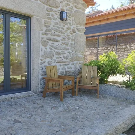 Valados Do Outeiro - Casas De Campo Valenca Exterior photo